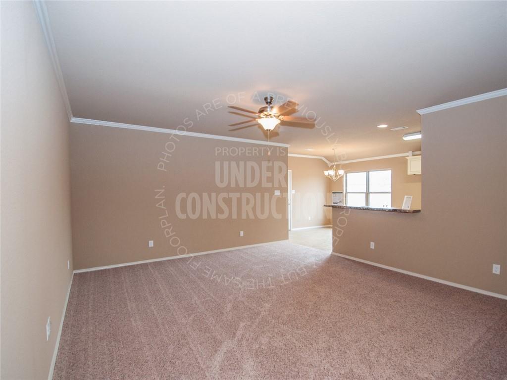 1304 Chuck Wagon Drive Property Photo 8