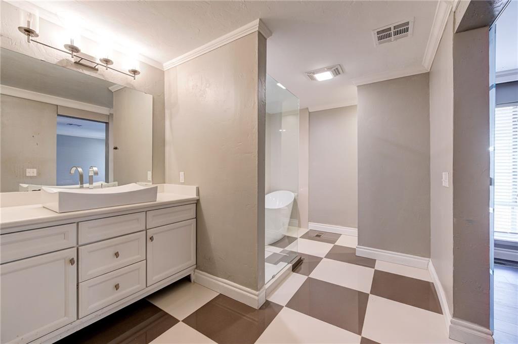 1508 Glenbrook Drive 1510 Property Photo 34