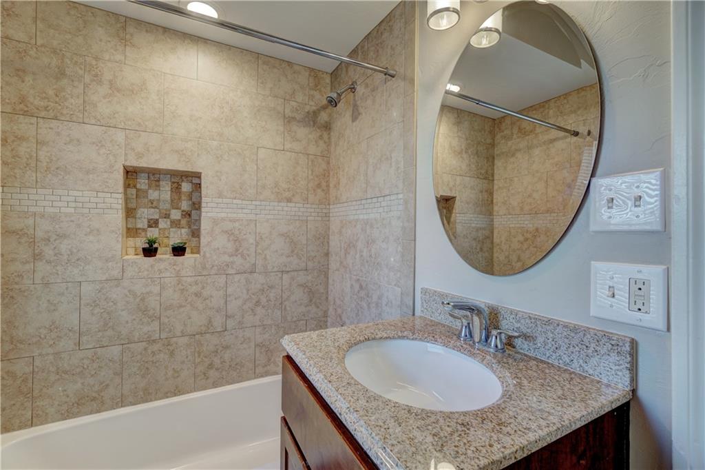6213 Nw 42nd Street Property Photo 28