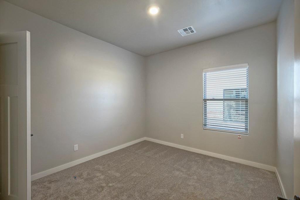 533 Nw 176th Street Property Photo 28
