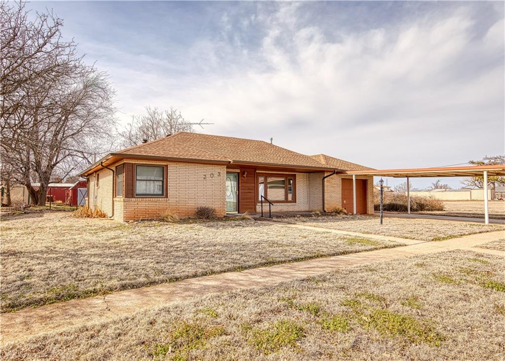 203 N Reimer Property Photo