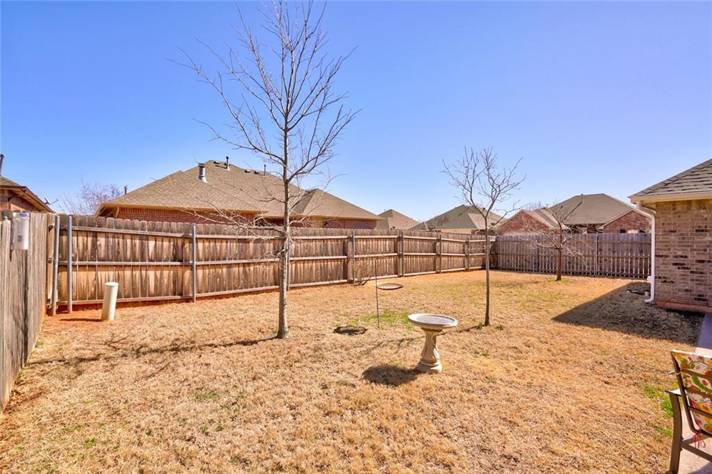 17016 Woodvine Drive Property Photo 38