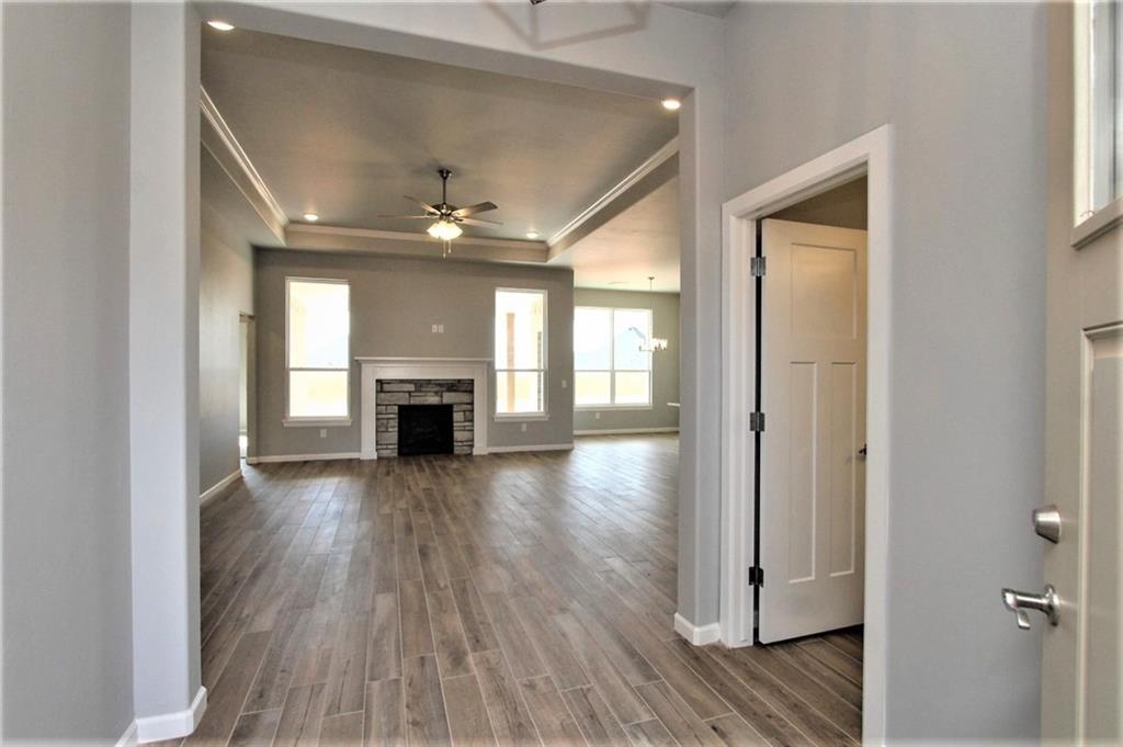2821 Redwood Court Property Photo 3