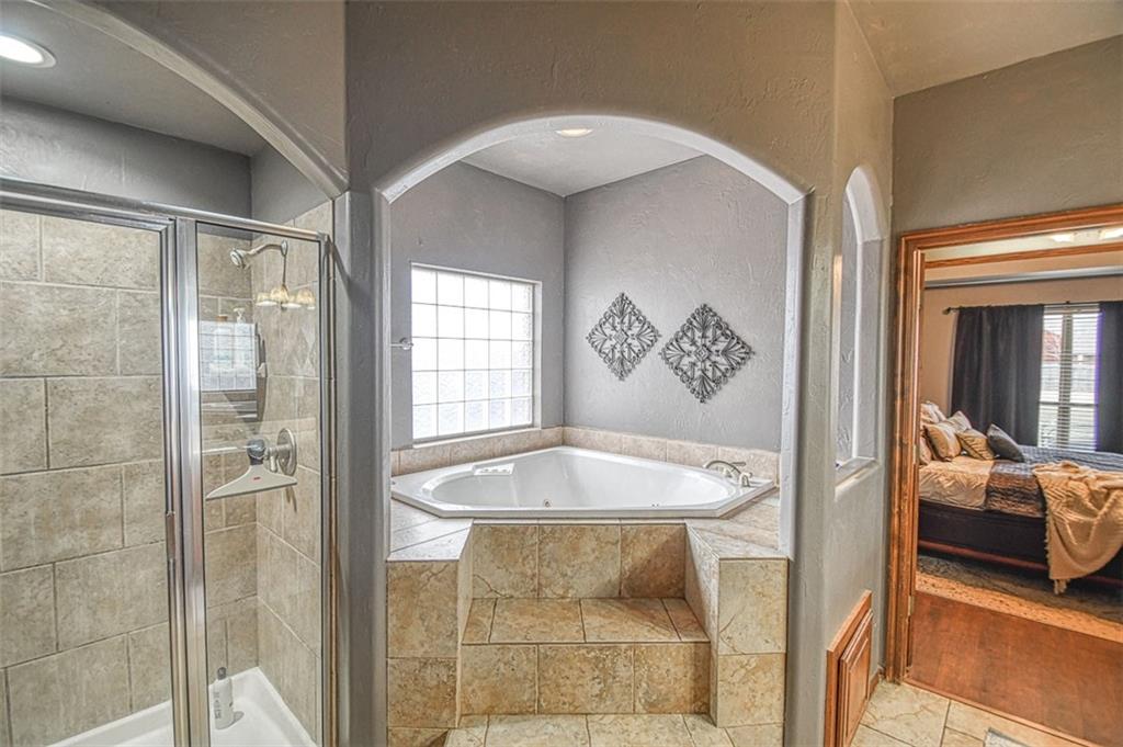 4104 Hidden Lake Circle Property Photo 16