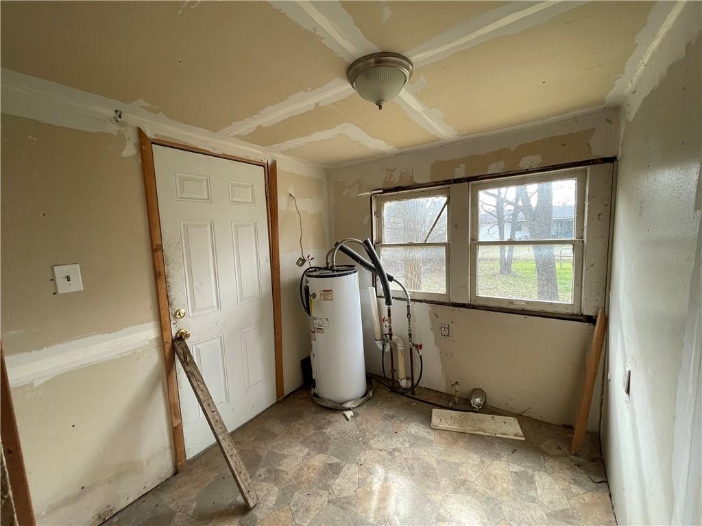 1329 Haskell Avenue Property Photo 17