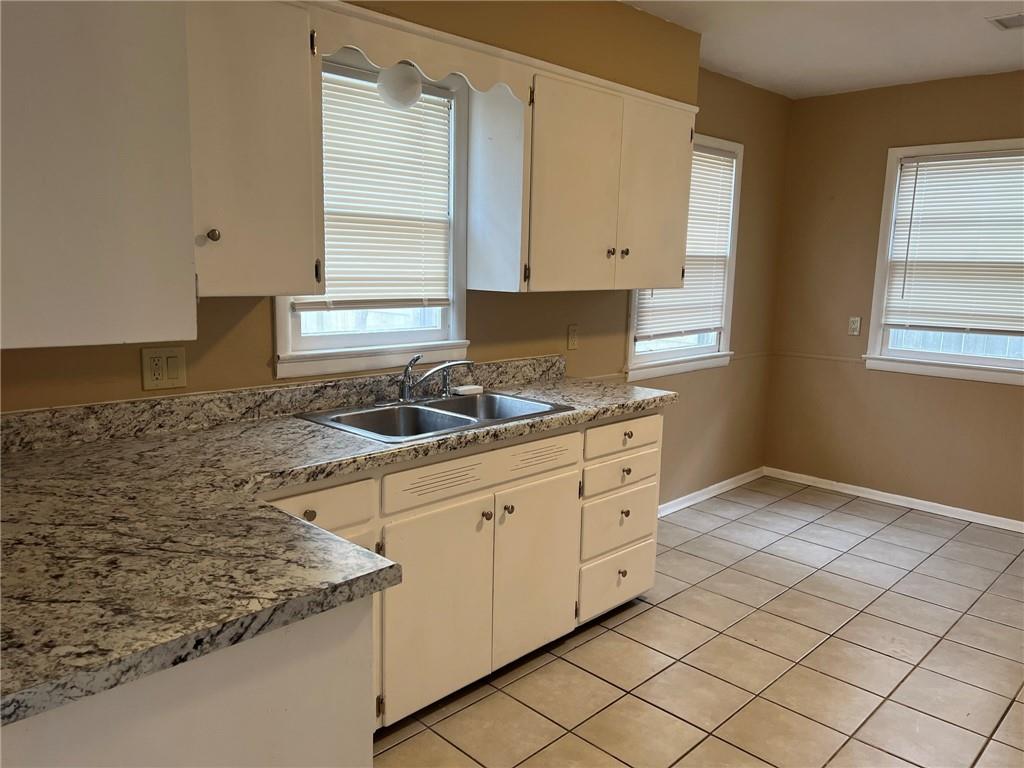 1156 Nw 89 Street Property Photo 16