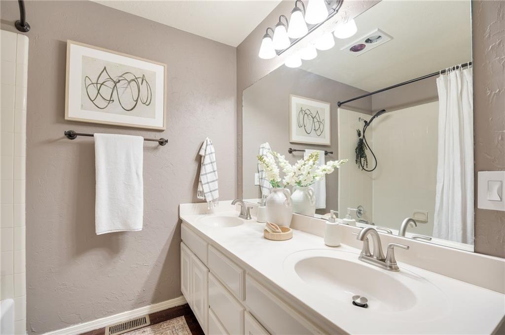 117 Woodbridge Circle Property Photo 23
