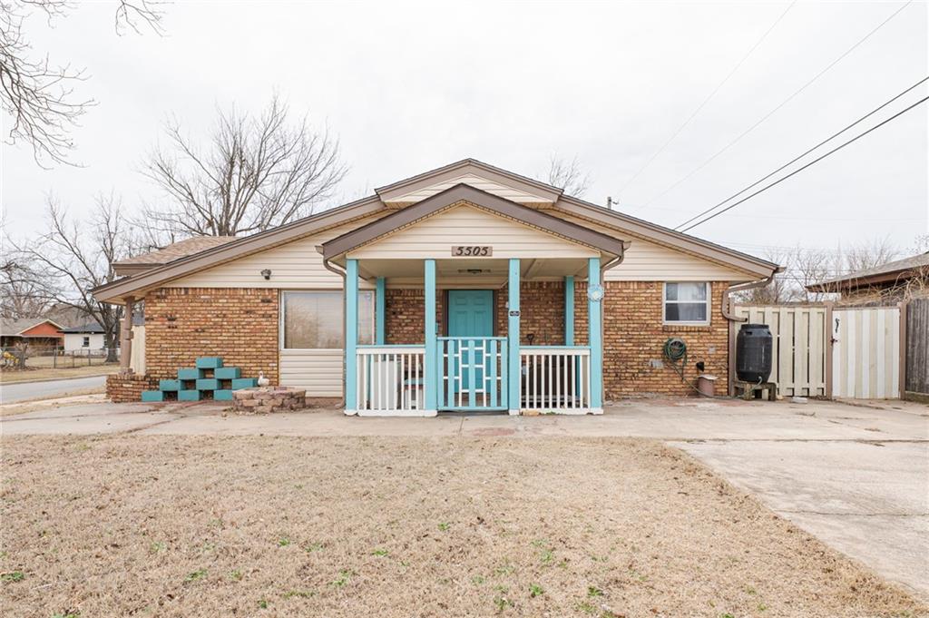 5505 S Villa Avenue Property Photo 1