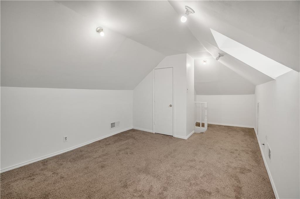 937 Ne 20th Street Property Photo 25