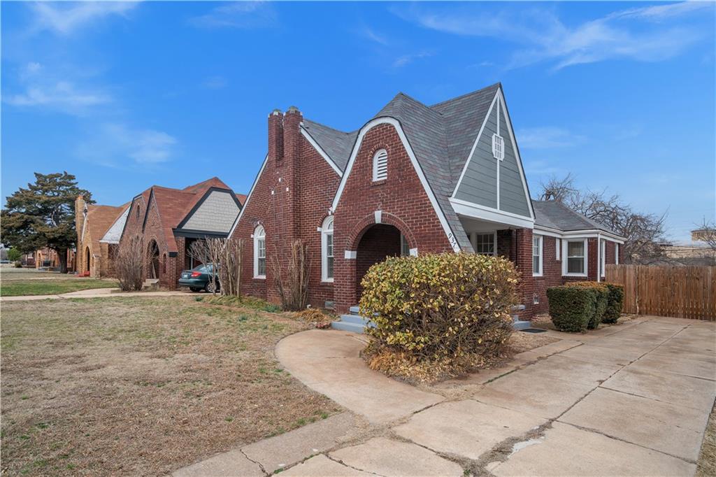 937 Ne 20th Street Property Photo 30