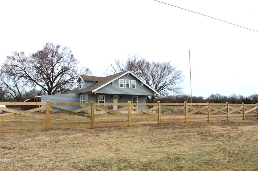364175 E 960 Road Property Photo 2