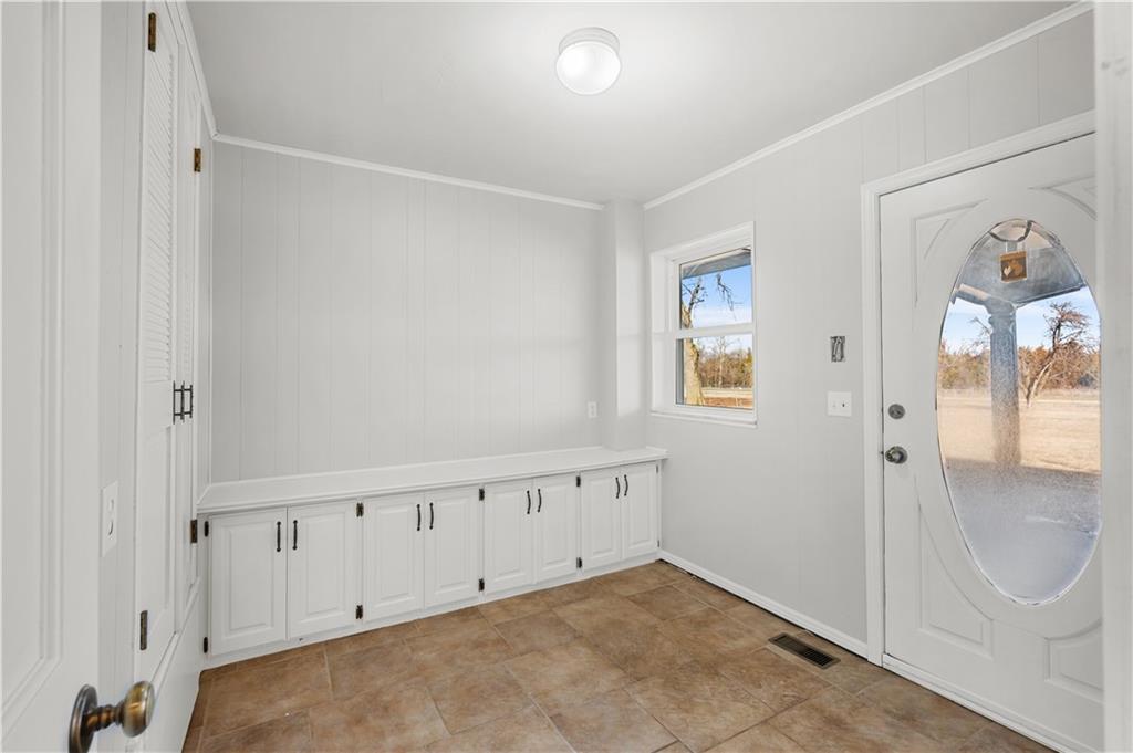 7716 Nw 122nd Street Property Photo 12