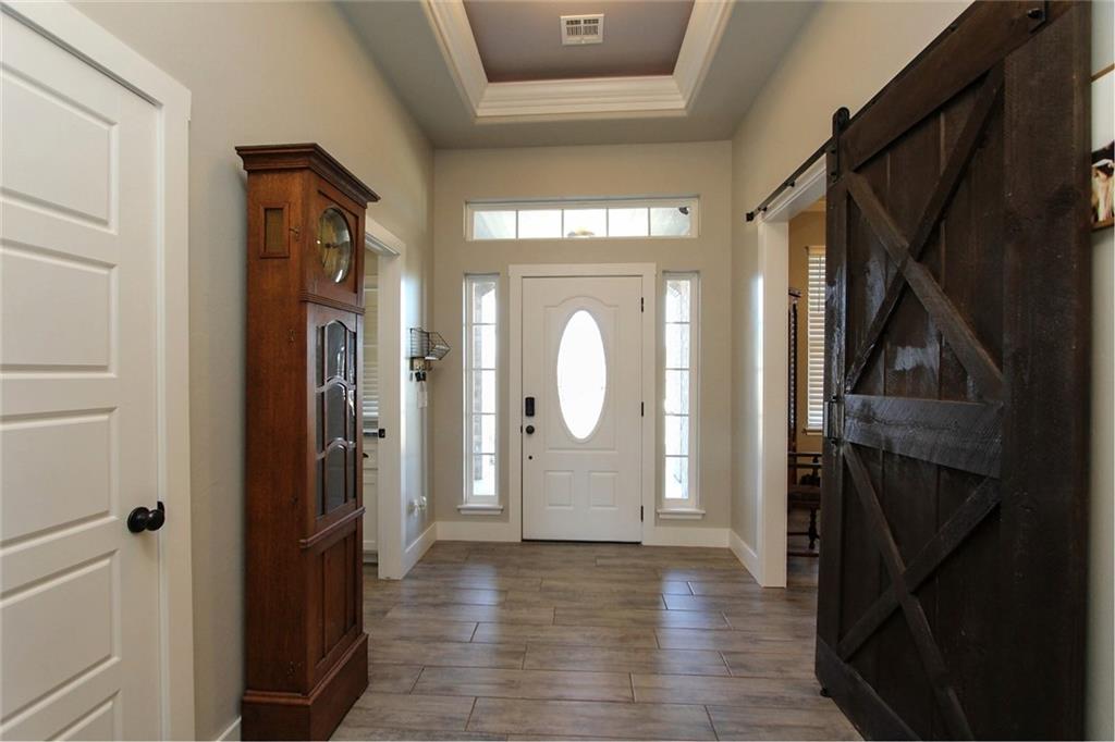 498 Isabella Drive Property Photo 10