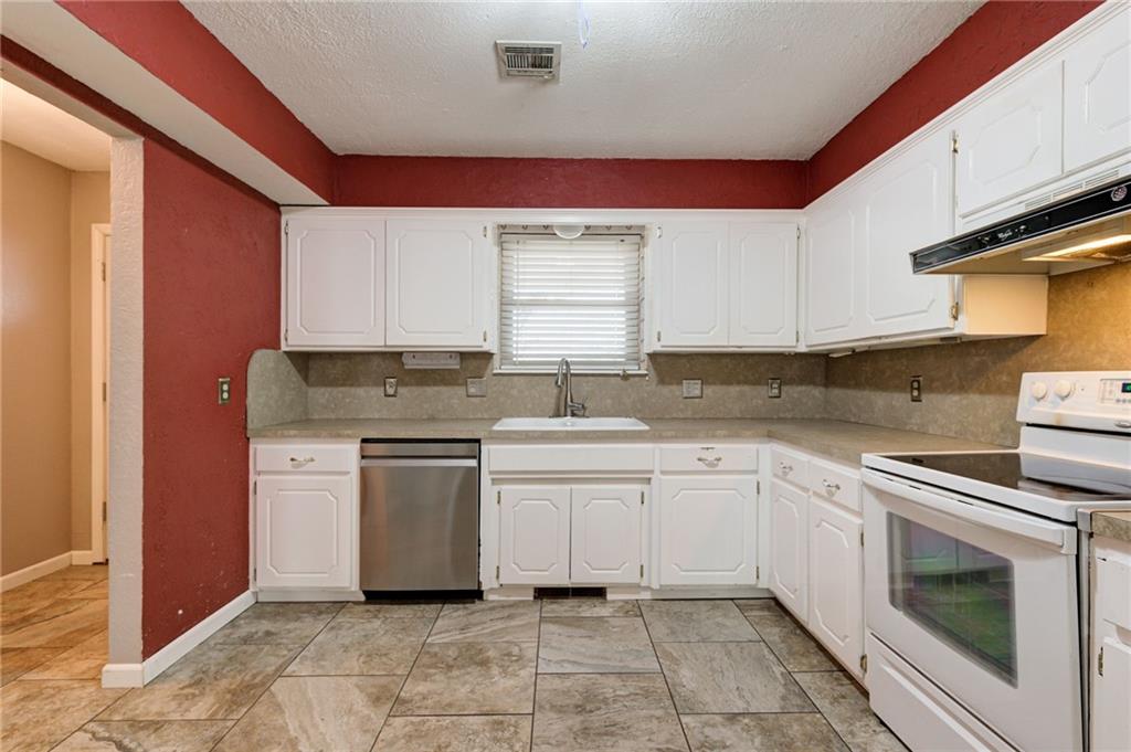 3703 Koerner Drive Property Photo 10