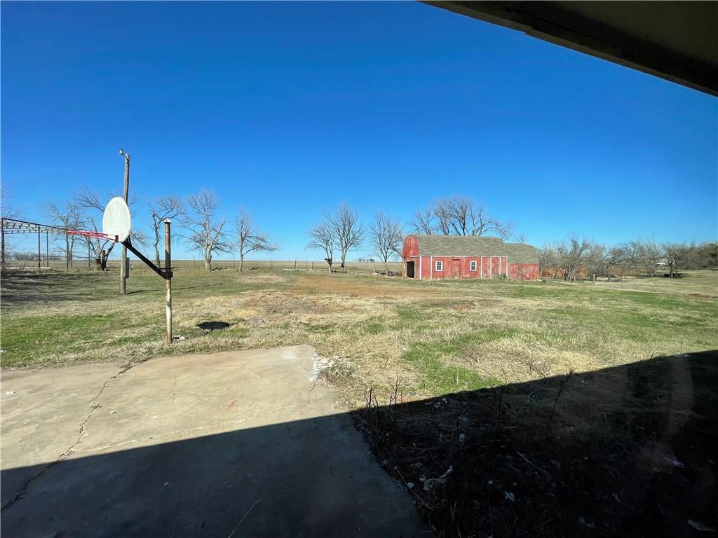 1414 County Road 1270 Property Photo 2