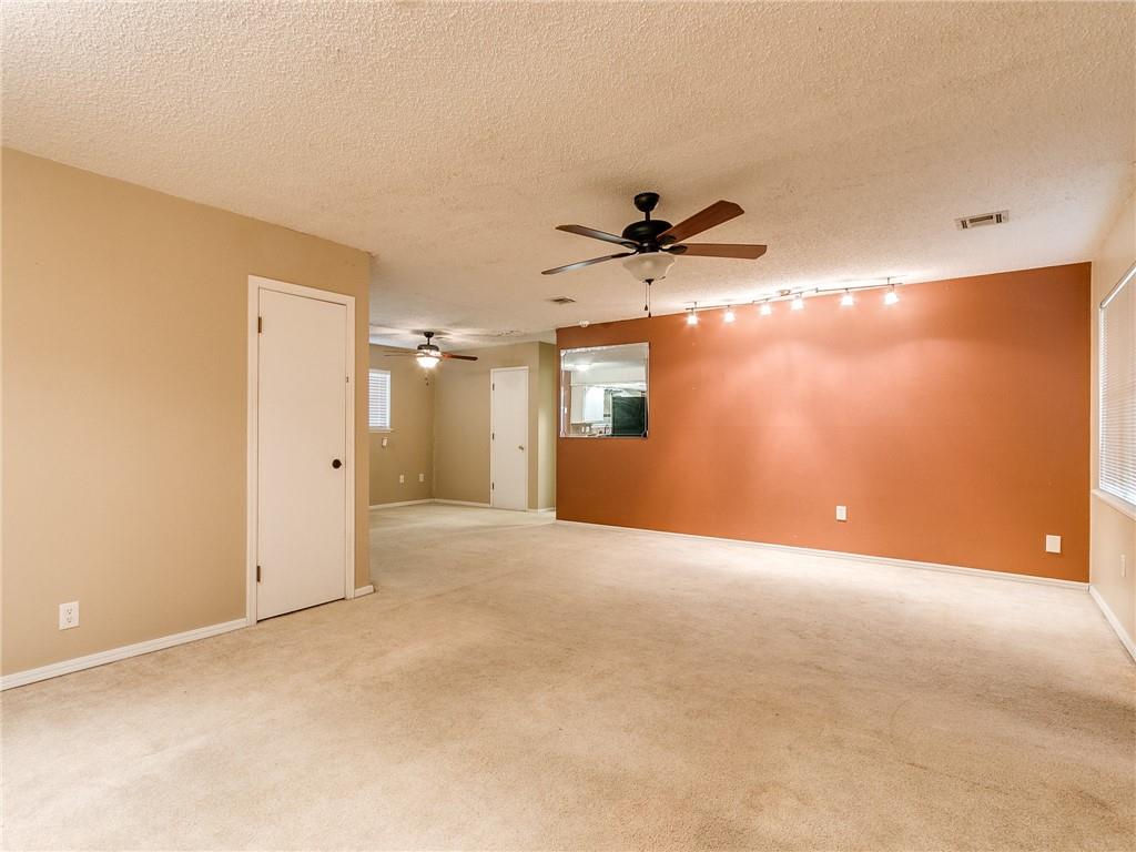 2701 Sw 89th Street Property Photo 8