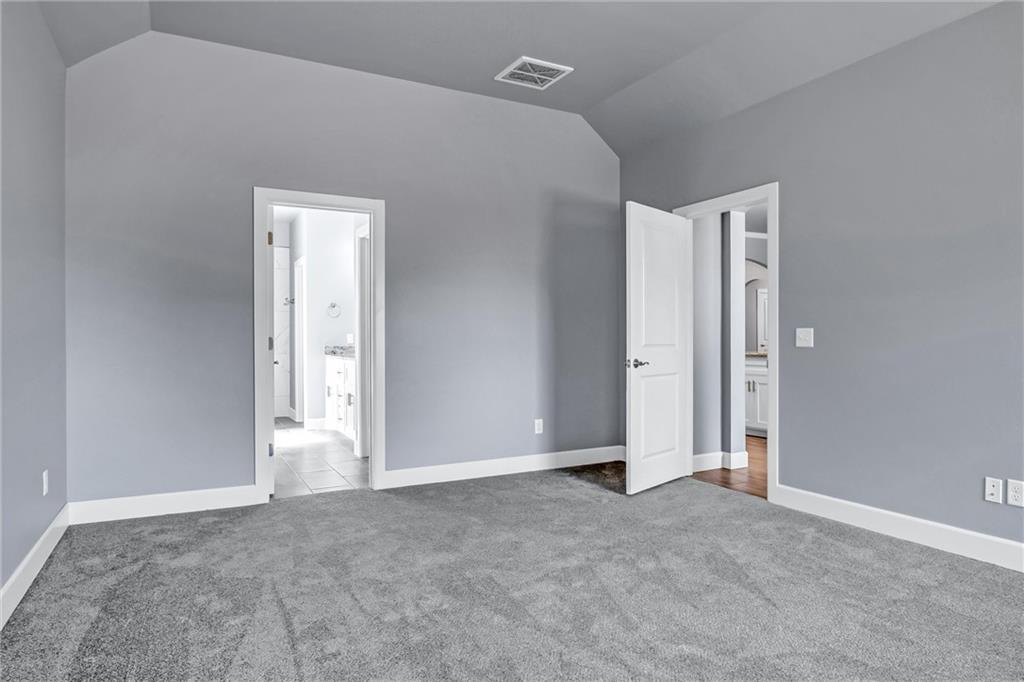 10624 Two Lakes Drive Property Photo 16