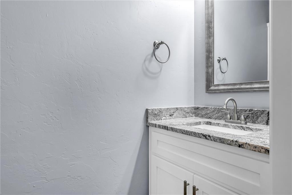 10624 Two Lakes Drive Property Photo 27