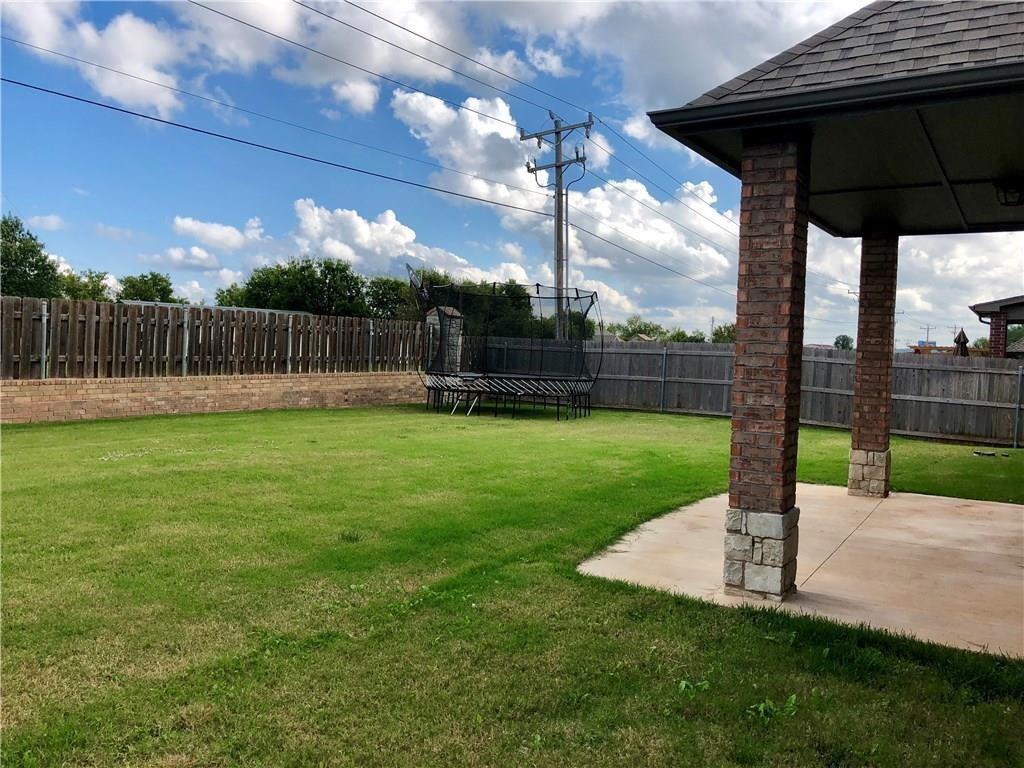 4004 Vista Drive Property Photo 14