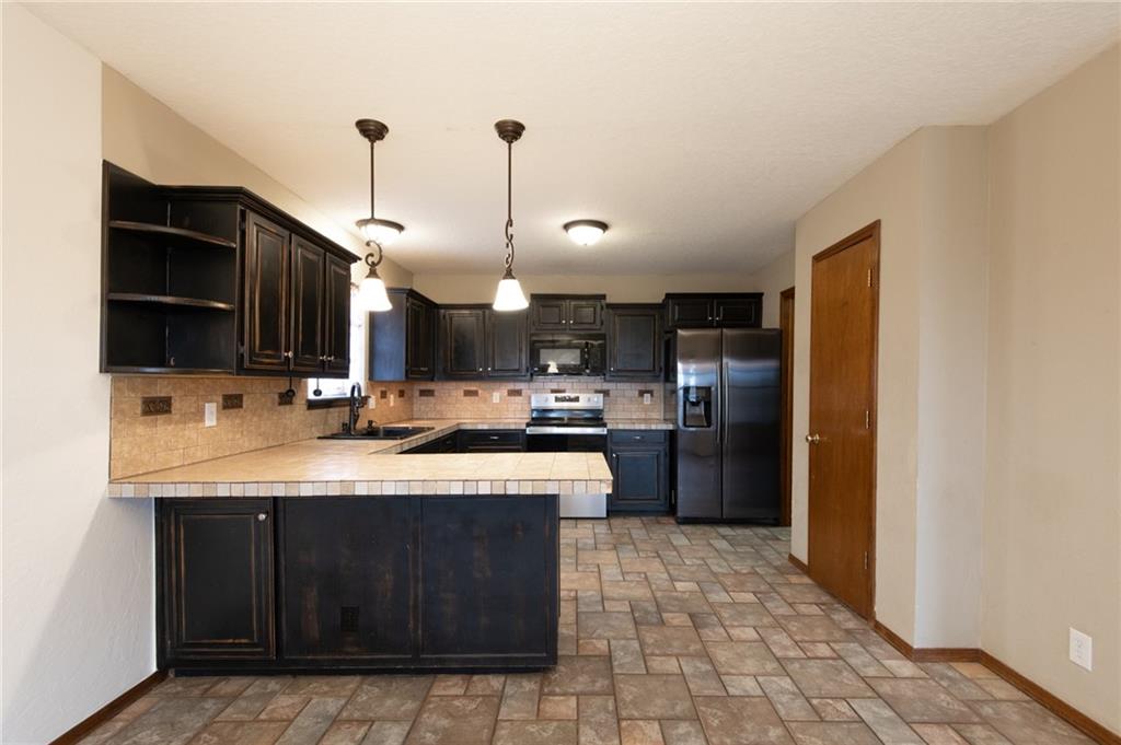 17712 Iron Lane Property Photo 15