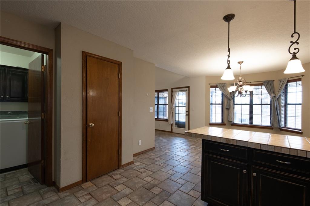 17712 Iron Lane Property Photo 18