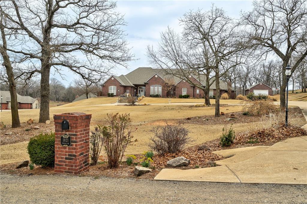 1821 Pin Oak Drive Property Photo