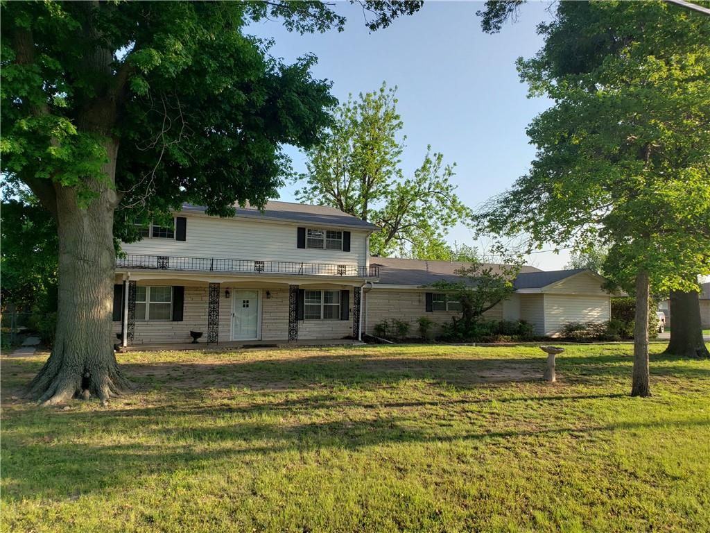 215 W Van Buren Street Property Photo