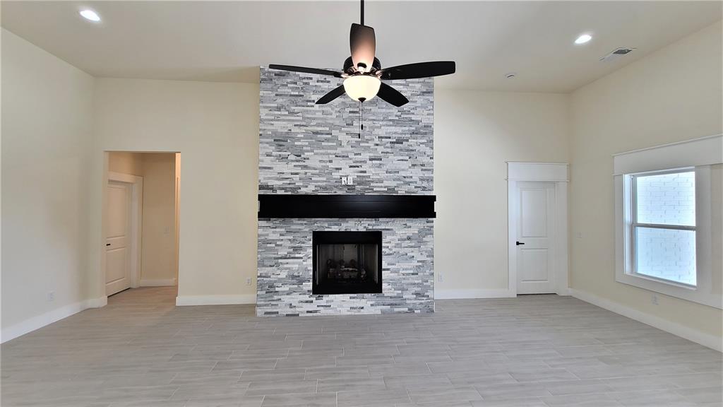 108 Tralee Court Property Photo 9