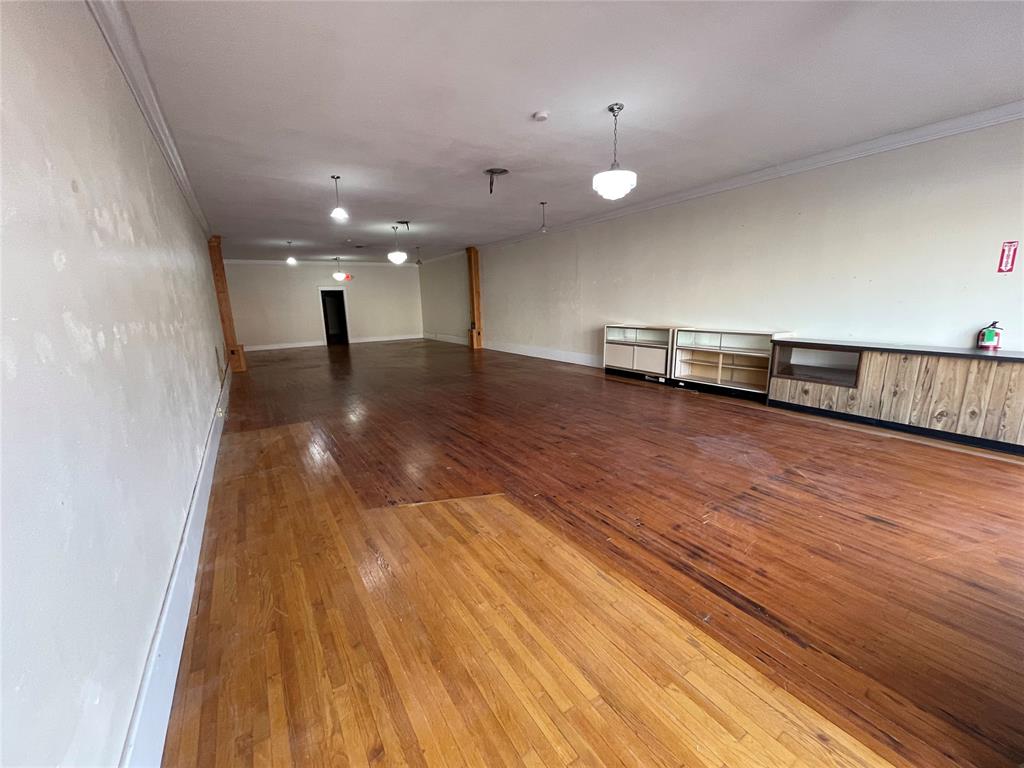 313 W Chickasha Avenue Property Photo 2