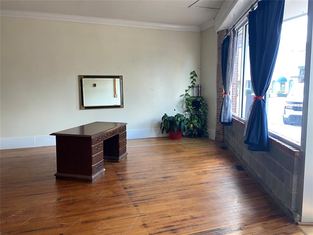 313 W Chickasha Avenue Property Photo 7
