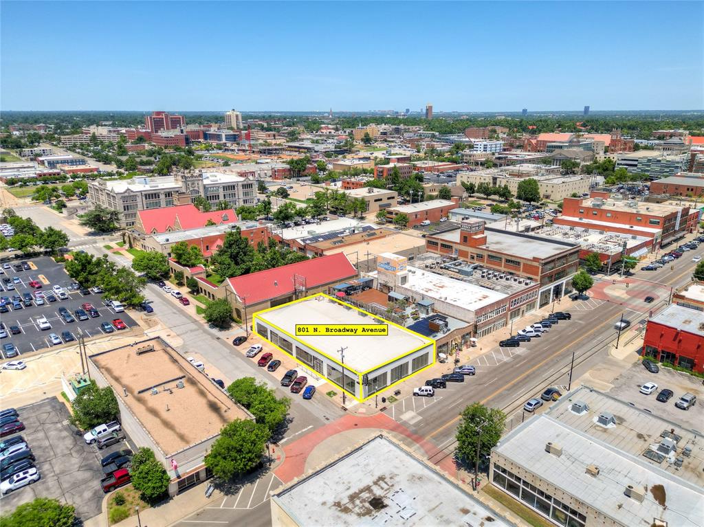 801 N Broadway Avenue Property Photo 3
