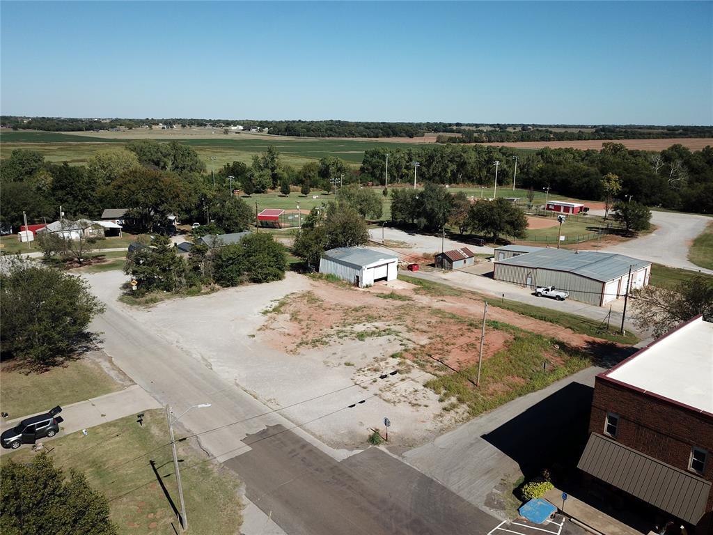 219 N Main Avenue Property Photo 1