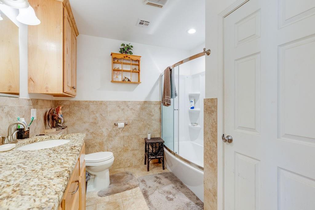 810633 S 3320 Road Property Photo 18