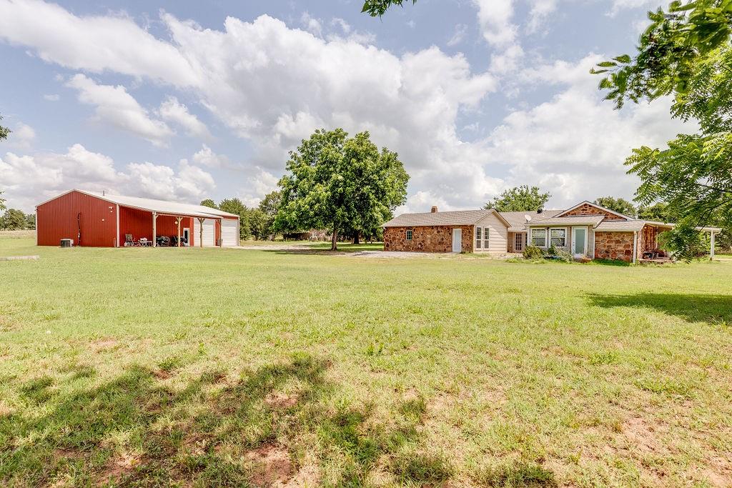 810633 S 3320 Road Property Photo 26