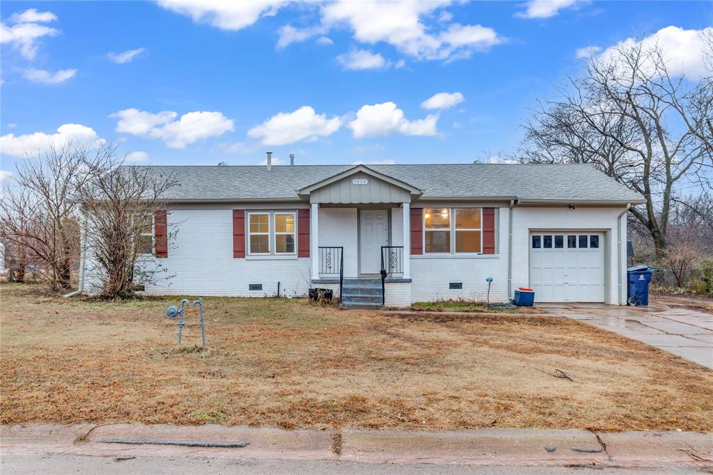 1010 Clover Lane Property Photo 1