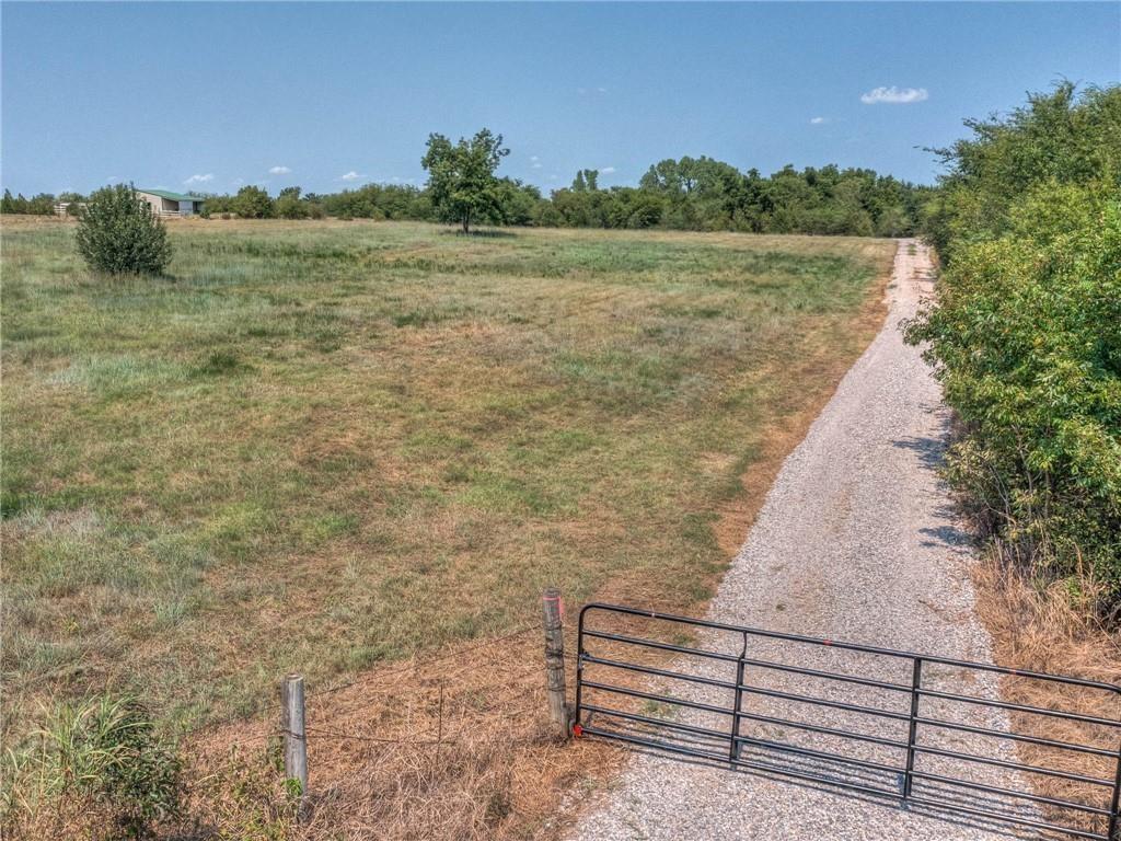 1923 E Tecumseh Road Property Photo