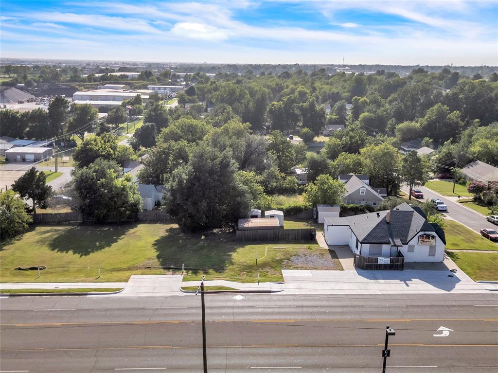 3700 Trellis Court Property Photo 8