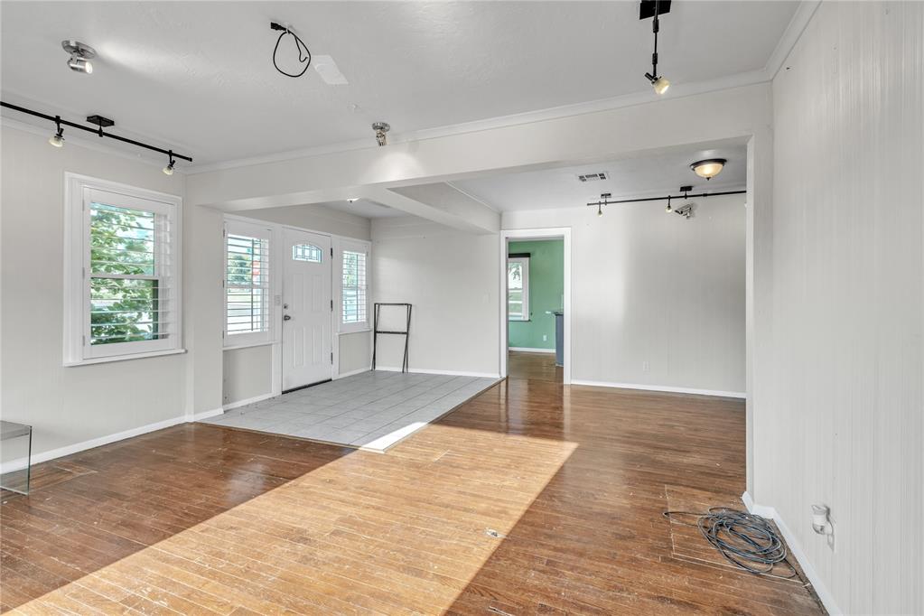 3700 Trellis Court Property Photo 15