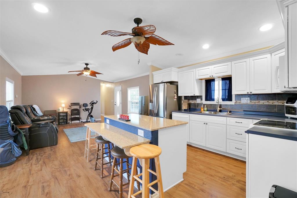 128 Wood Street Property Photo 7