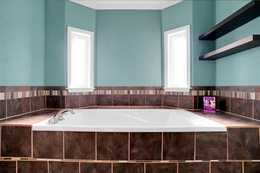 128 Wood Street Property Photo 19