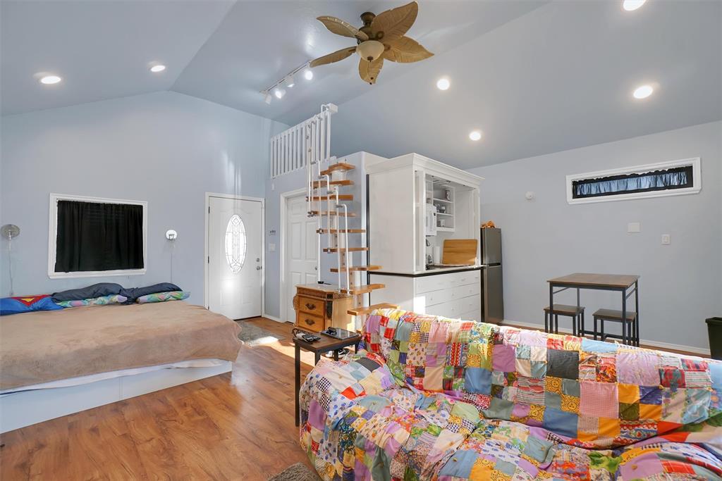 128 Wood Street Property Photo 33