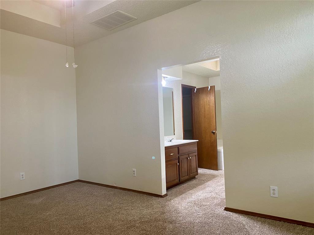 1804 Saint Christopher Drive Property Photo 16