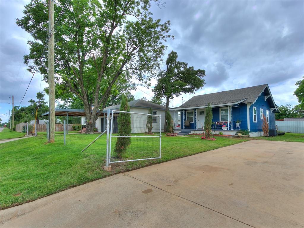 1915 S Mansfield Avenue Property Photo 35