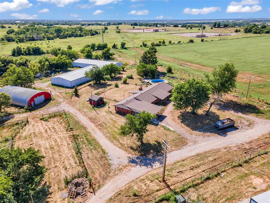 1311 County Road 1390 Property Photo 14