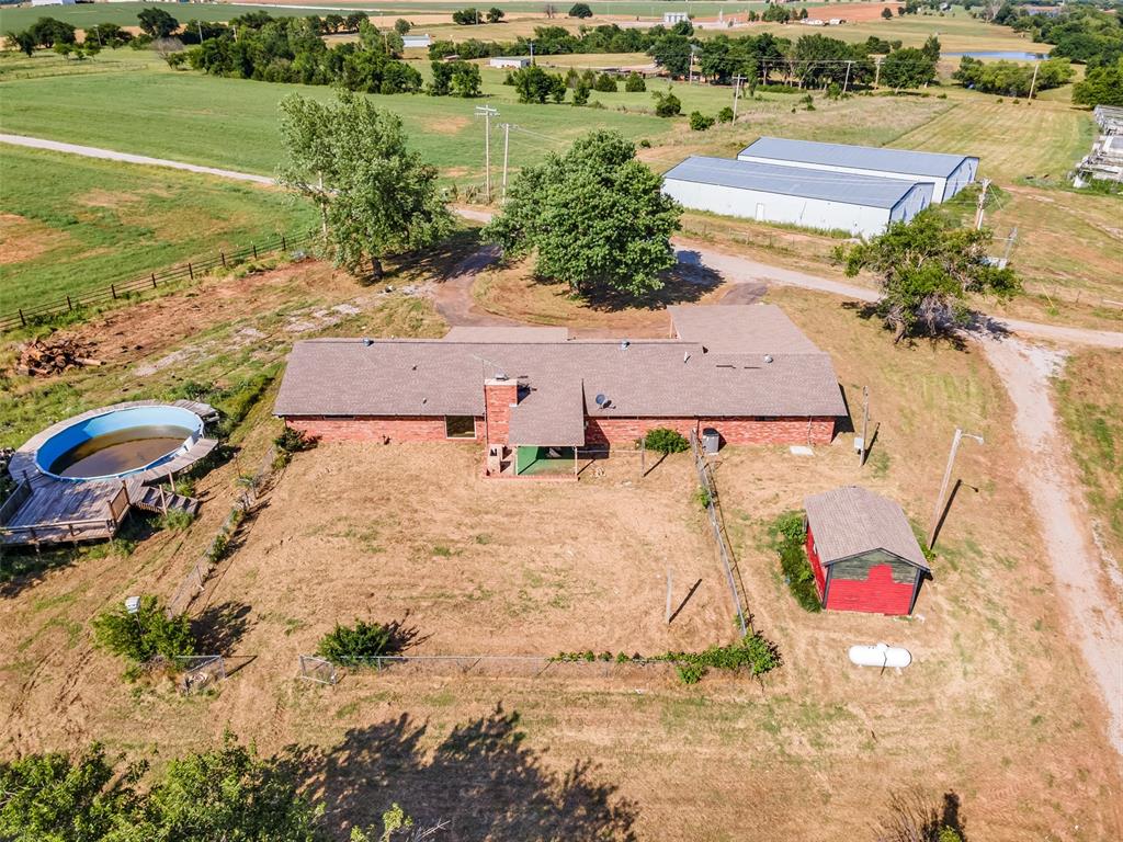 1311 County Road 1390 Property Photo 35