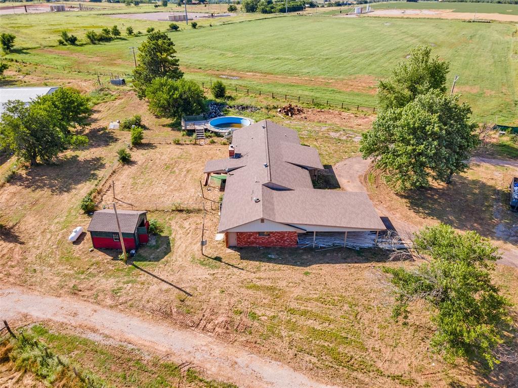 1311 County Road 1390 Property Photo 37