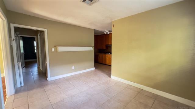 1316 S Cherry Street Property Photo 5