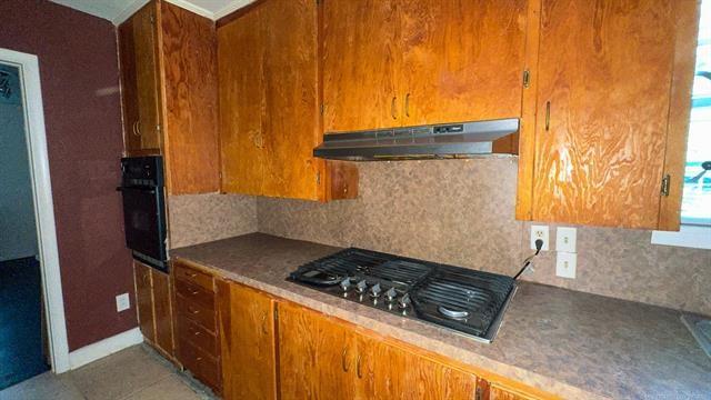 1316 S Cherry Street Property Photo 6