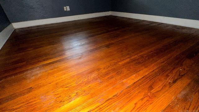 1316 S Cherry Street Property Photo 14