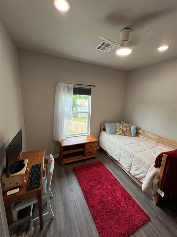 302 E Harmon Drive Property Photo 12